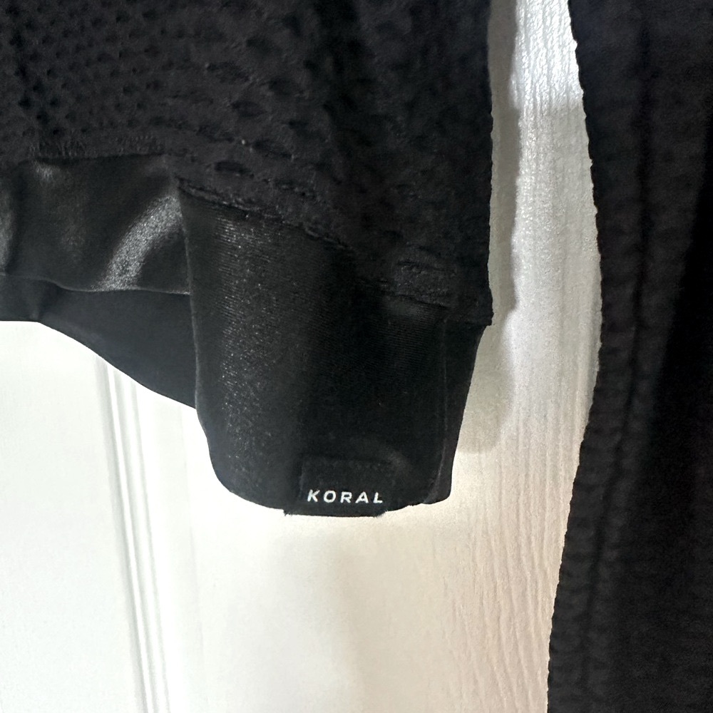 Koral Sofia Pullover - image 6